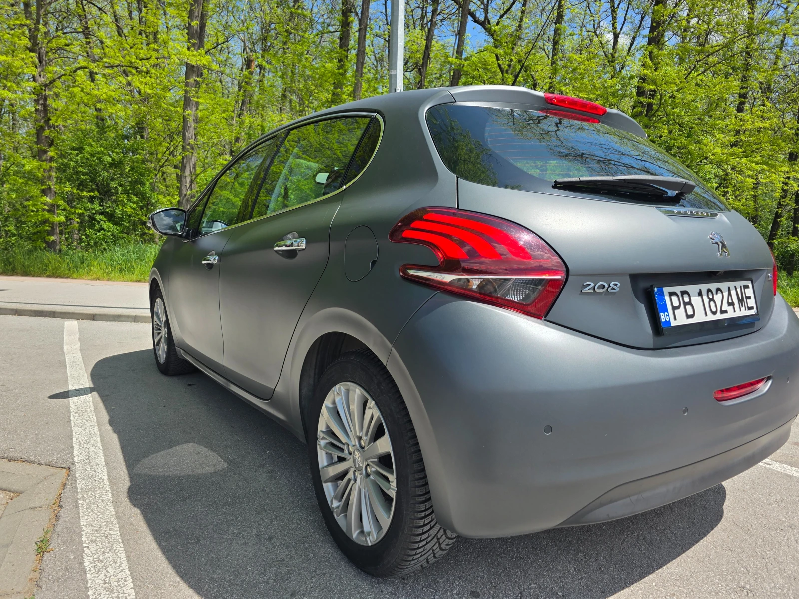 Peugeot 208 1.2 Pure Tech, снимка 7 - Автомобили и джипове - 54783372