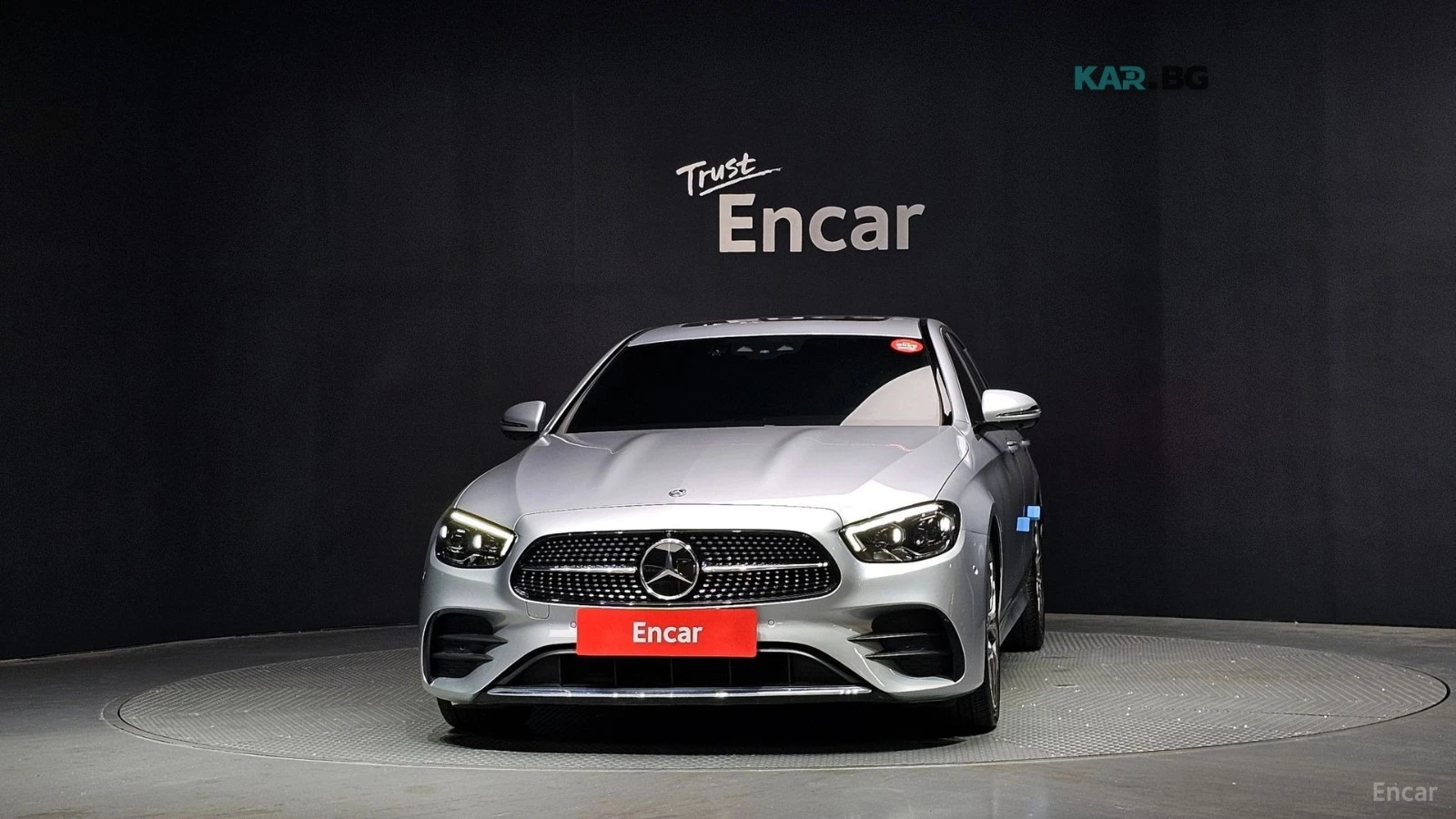 Mercedes-Benz E 220 AMG-LINE* 4MATIC* DISTRONIC* 360CAMERA* , снимка 2 - Автомобили и джипове - 54945536
