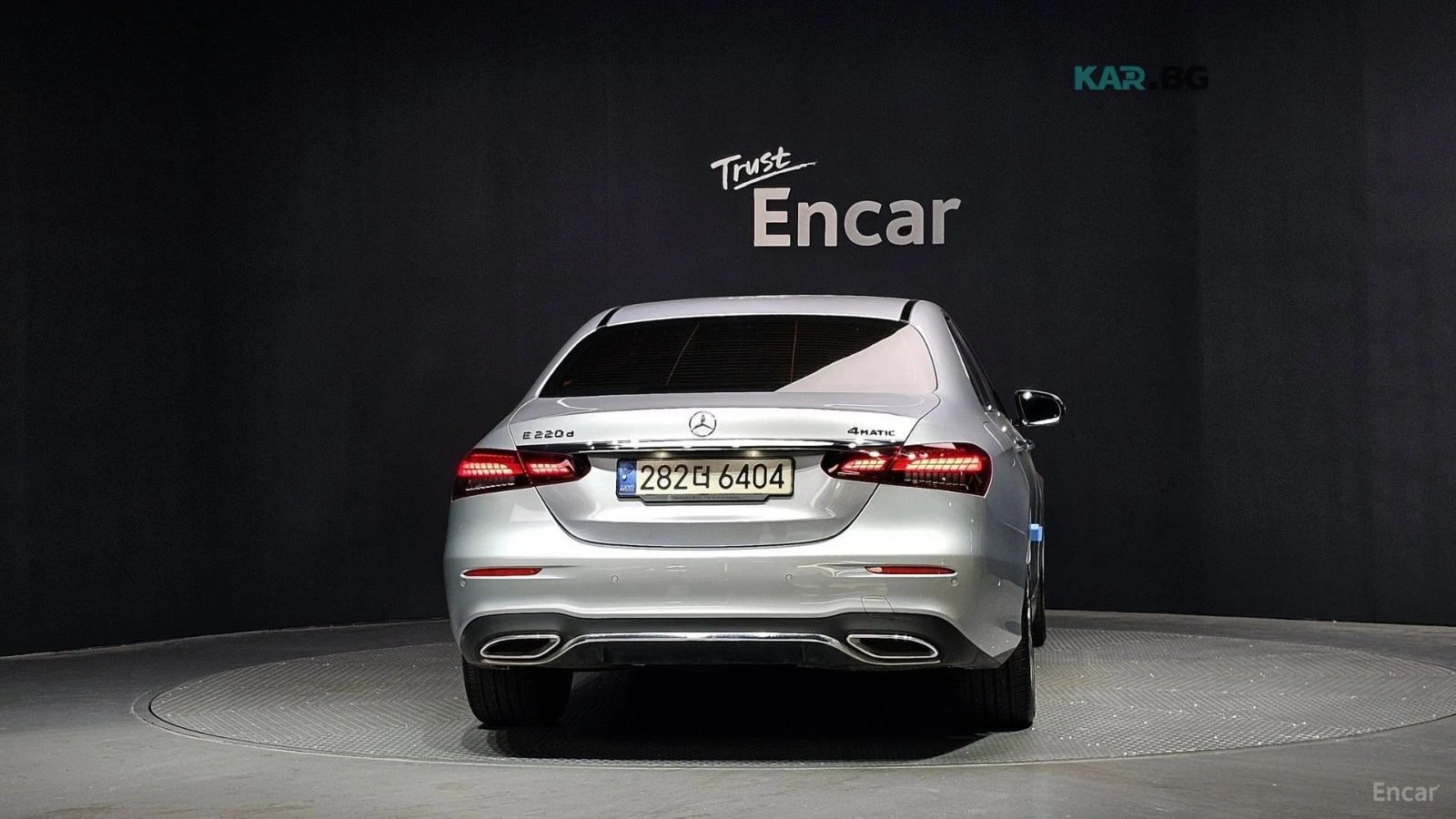 Mercedes-Benz E 220 AMG-LINE* 4MATIC* DISTRONIC* 360CAMERA* , снимка 4 - Автомобили и джипове - 54945536