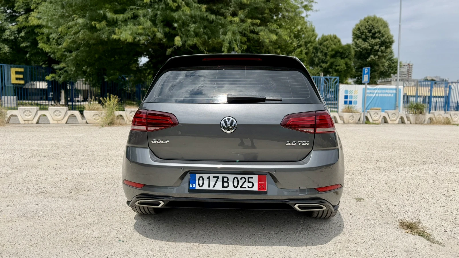 VW Golf 7.5 R-Line Digital/LED/PANO, снимка 6 - Автомобили и джипове - 55032589