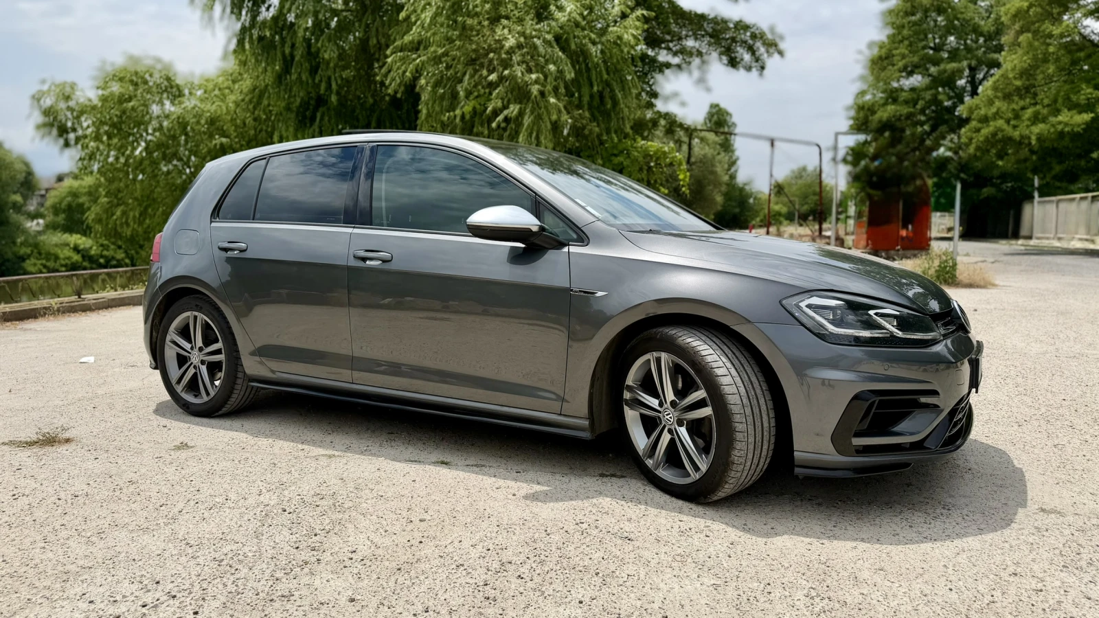 VW Golf 7.5 R-Line Digital/LED/PANO, снимка 4 - Автомобили и джипове - 55032589