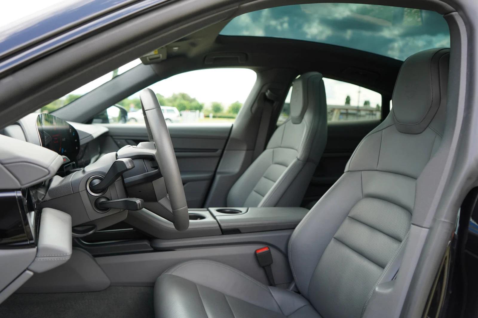 Porsche Taycan 4S* APPR* 360 CAM* CARBON* AIR* BOSE* PANO* KEYLES, снимка 8 - Автомобили и джипове - 55177613