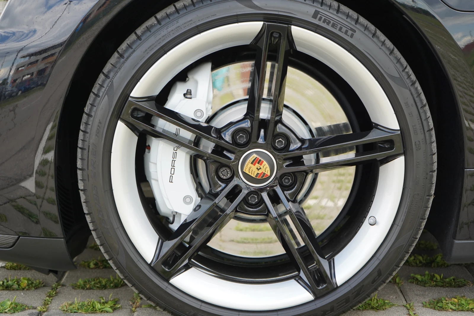 Porsche Taycan 4S* APPR* 360 CAM* CARBON* AIR* BOSE* PANO* KEYLES, снимка 16 - Автомобили и джипове - 55177613