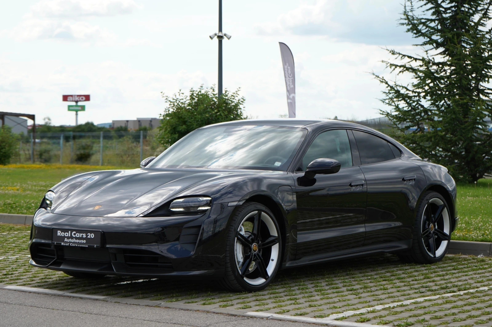 Porsche Taycan 4S* APPR* 360 CAM* CARBON* AIR* BOSE* PANO* KEYLES