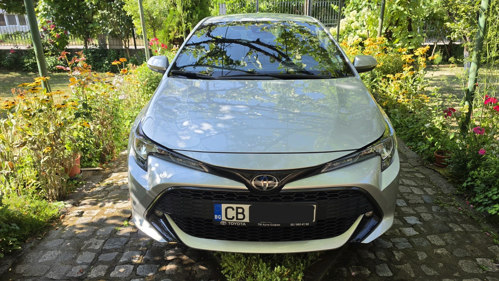 Toyota Corolla Executive HB 1.2T 6M Turbo, снимка 3 - Автомобили и джипове - 55219703