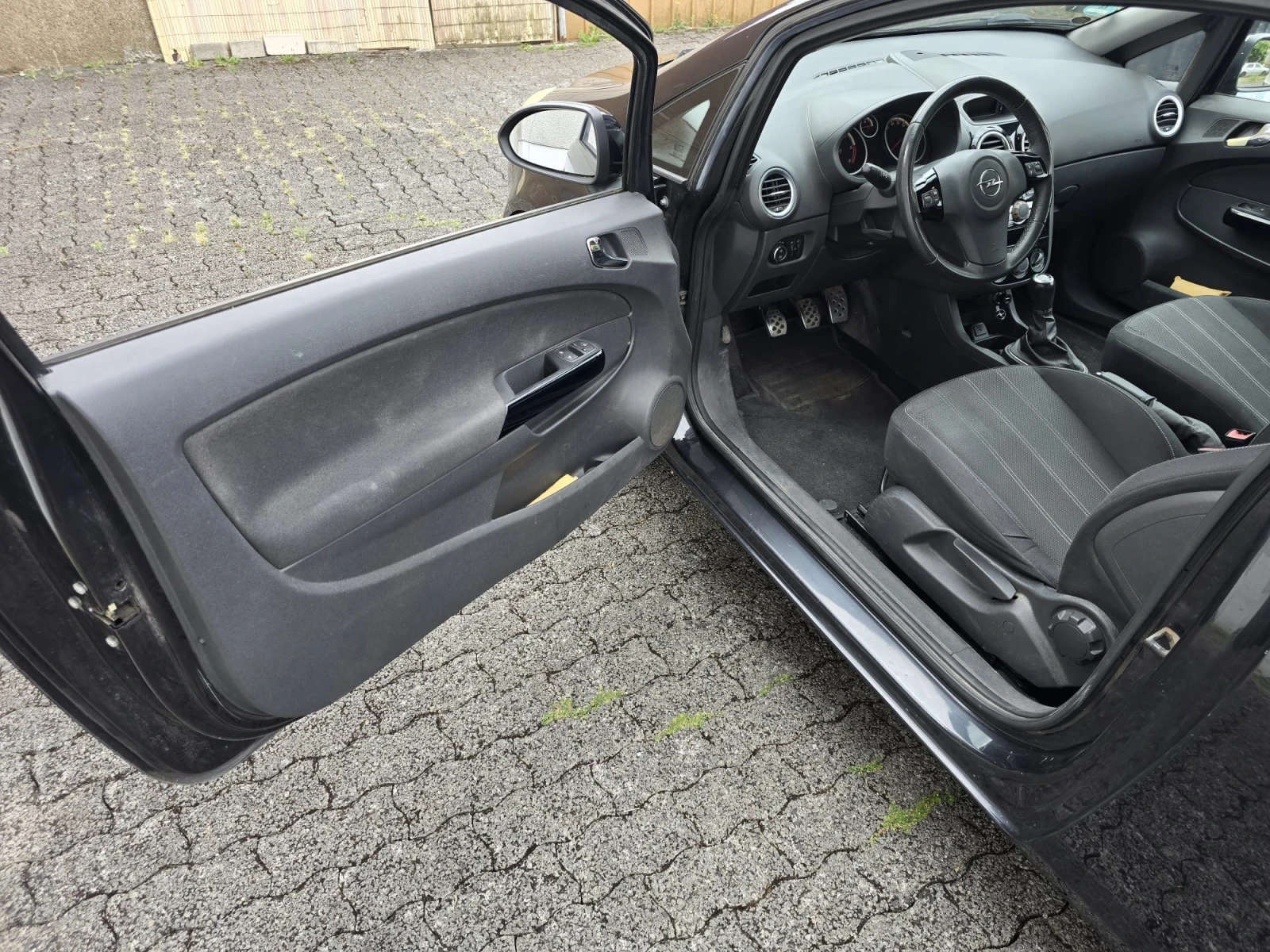 Opel Corsa, снимка 9 - Автомобили и джипове - 55249917