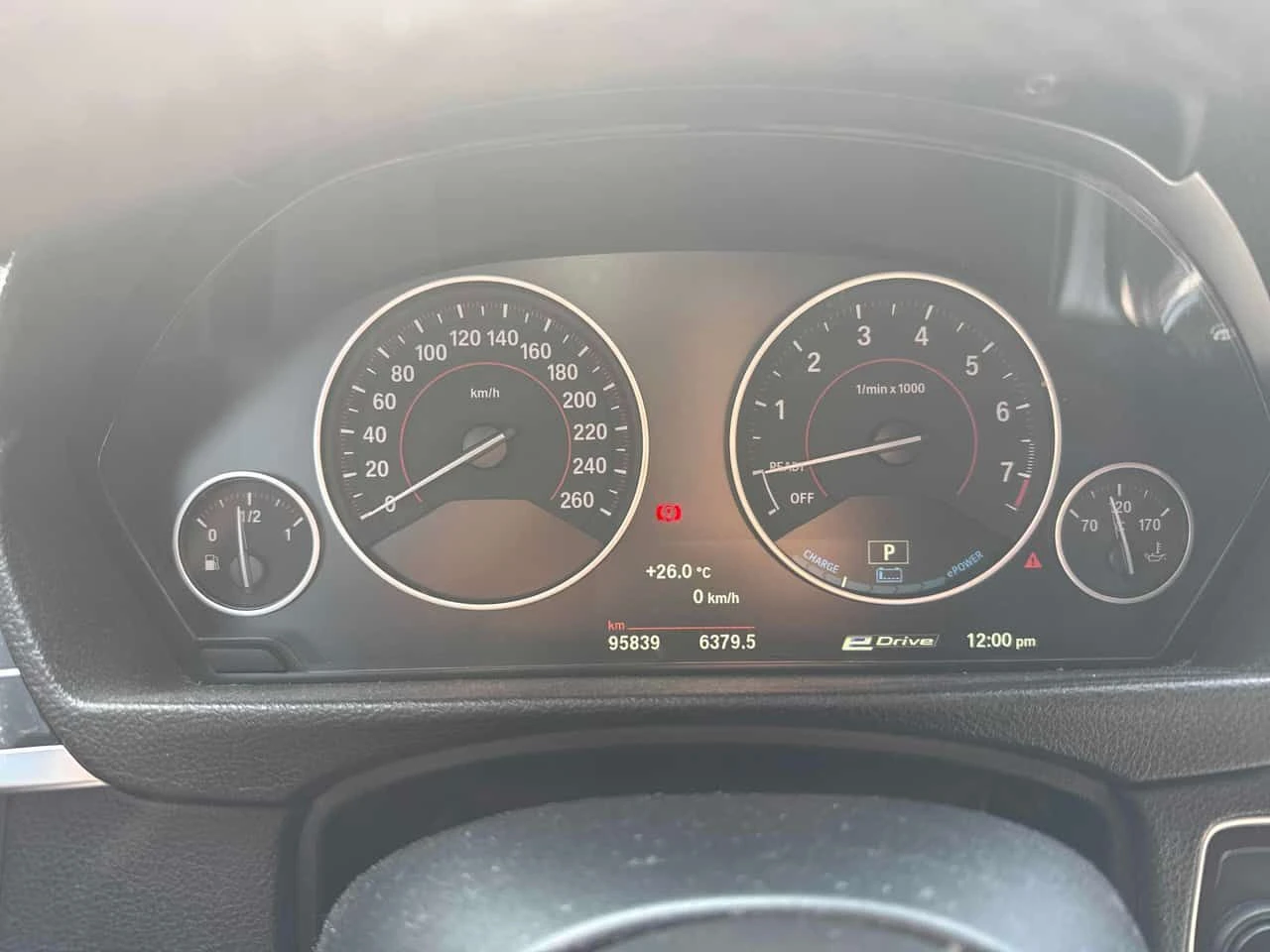 BMW 330 * 330e * АВТОКРЕДИТ БЕЗ ПЪРВОНАЧАЛНА ВНОСКА* , снимка 8 - Автомобили и джипове - 55331447