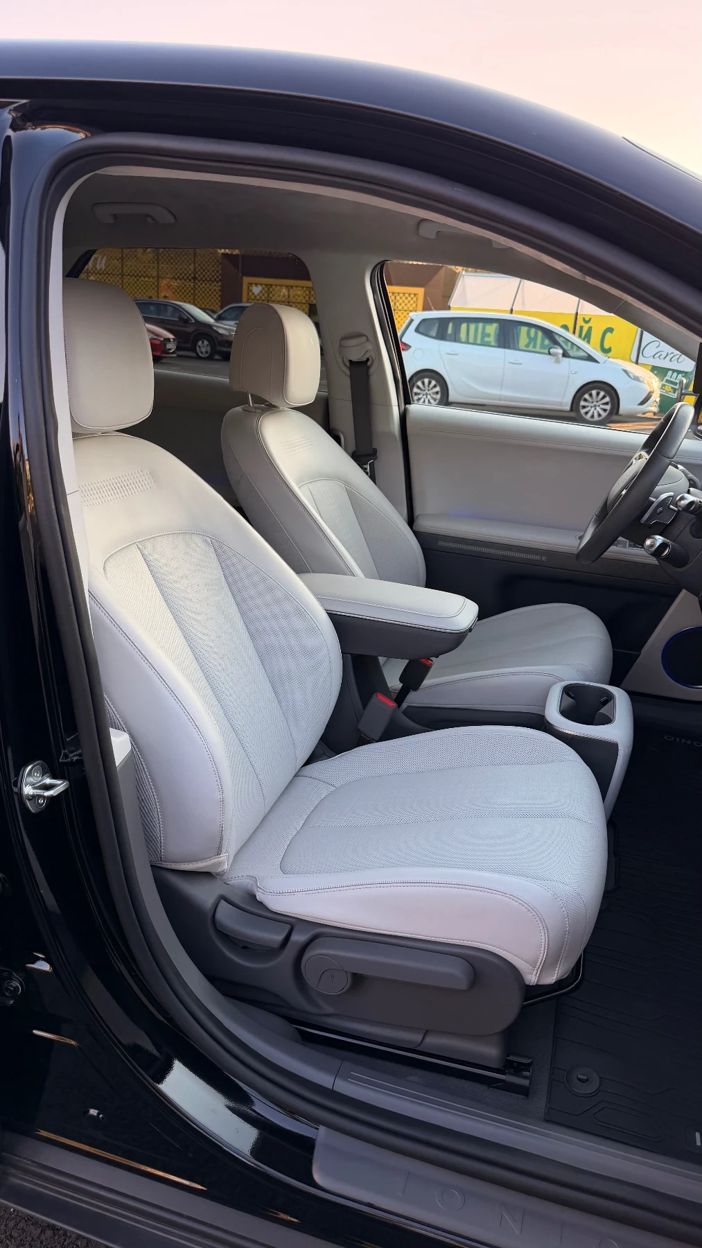 Hyundai Ioniq 5 Long Range 77.4kWh/27, 000��/�����������/��������  | Mobile.bg � ����������� 11