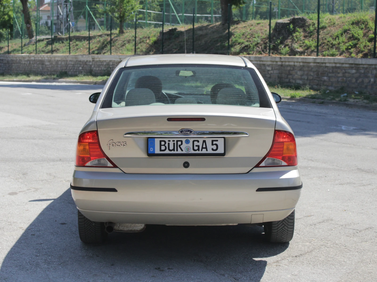Ford Focus Ghia 1.8, снимка 6 - Автомобили и джипове - 55543648