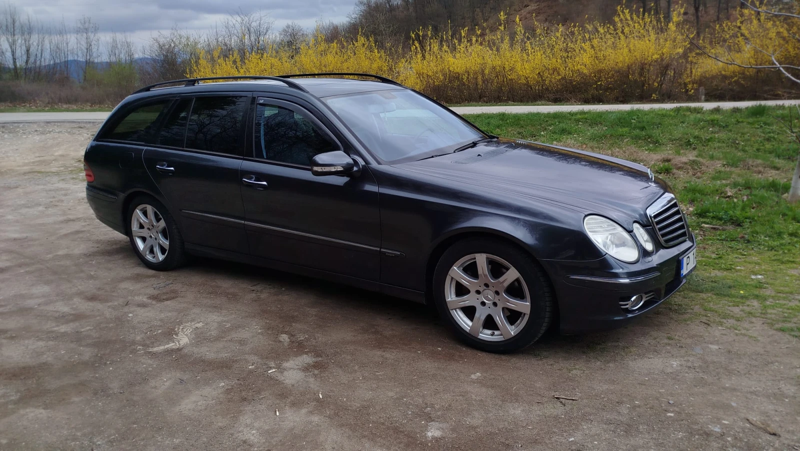 Mercedes-Benz E 280 Cdi, avantgarde, снимка 2 - Автомобили и джипове - 56328373