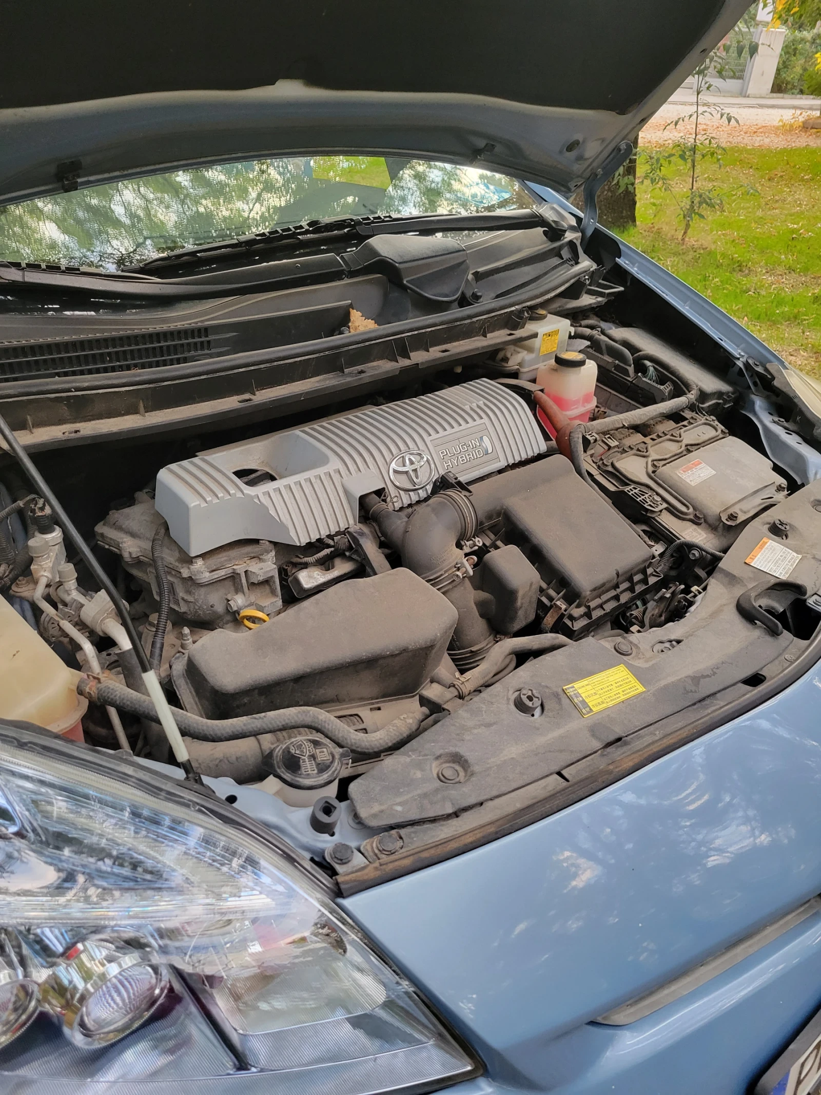 Toyota Prius PHEV, снимка 11 - Автомобили и джипове - 56621092