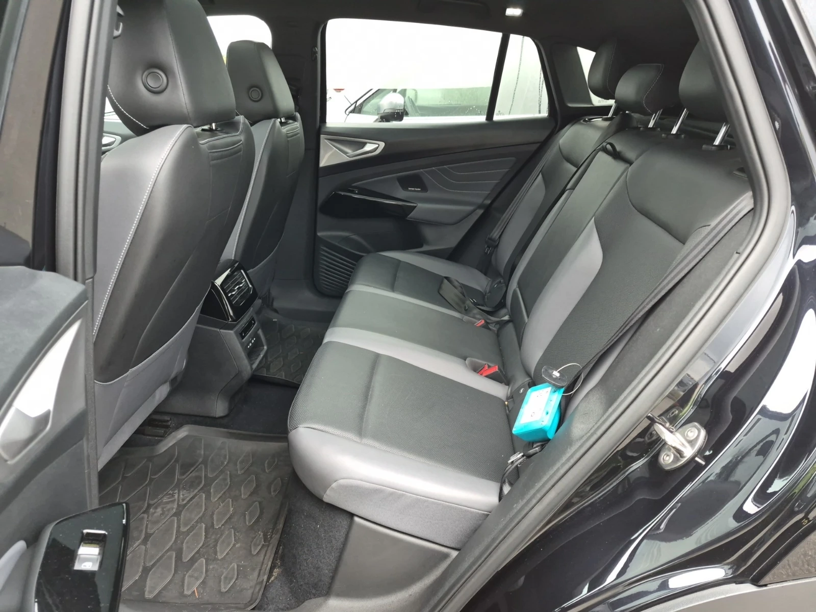 VW ID.4 Pro* S* AWD* , снимка 11 - Автомобили и джипове - 56628842