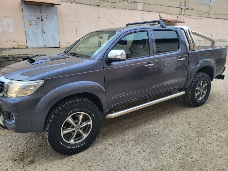Toyota Hilux Hilux 3.0D, снимка 6 - Автомобили и джипове - 52552962