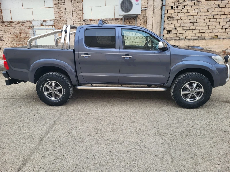 Toyota Hilux Hilux 3.0D, снимка 5 - Автомобили и джипове - 52552962