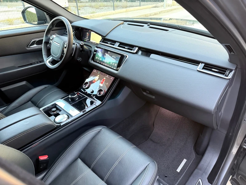 Land Rover Range Rover Velar R-Dynamic* Meridian* Digital* Подгрев* ПълСервИСТО, снимка 9 - Автомобили и джипове - 53020460