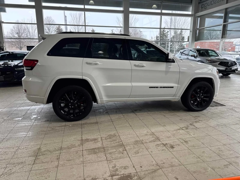 Jeep Grand cherokee * Altitude * CARFAX * ЦЕНА ДО БГ, снимка 3 - Автомобили и джипове - 53241351