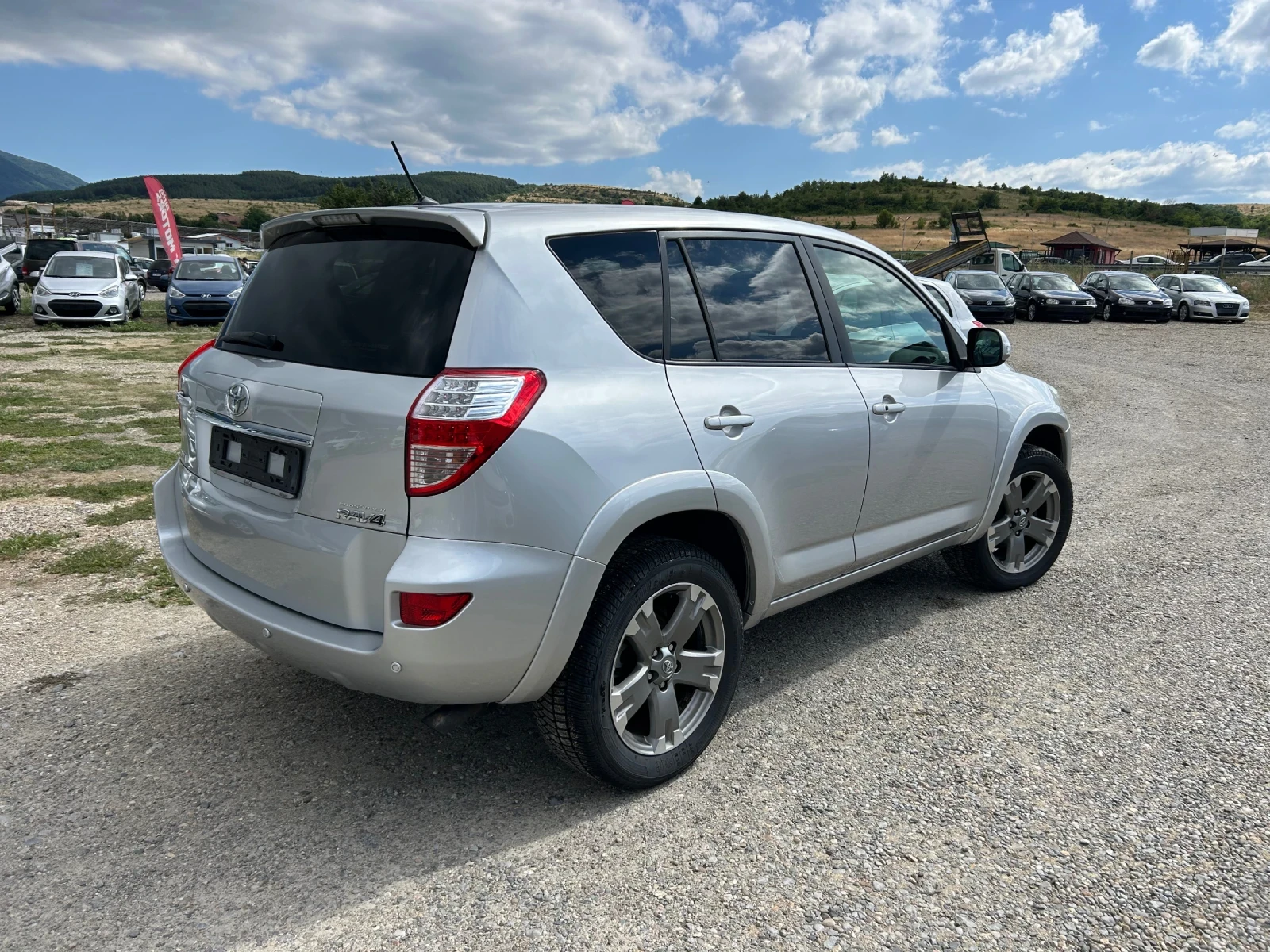 Toyota Rav4 4x4 150k.c - изображение 5
