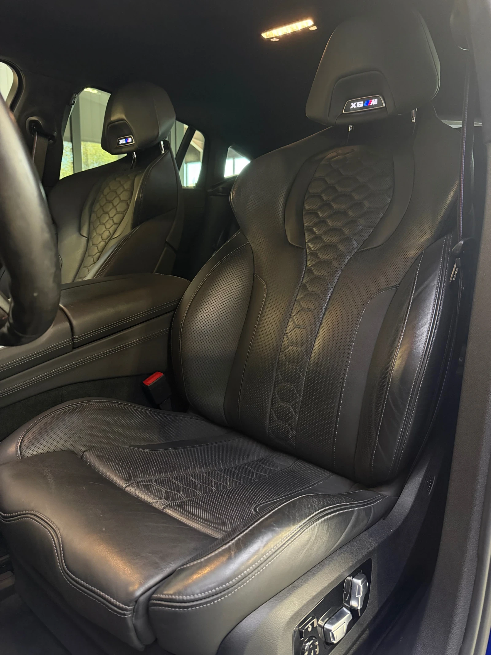 BMW X6 M COMPETITION xDrive * HARMAN/KARDON* M PACKET* HE, снимка 15 - Автомобили и джипове - 54345811