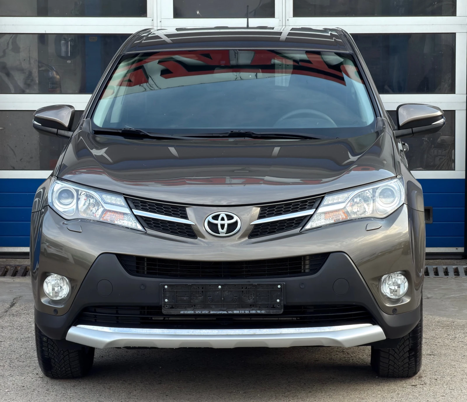 Toyota Rav4 2.2D/4x4/АВТОМАТ/PREMIUM, снимка 2 - Автомобили и джипове - 54743702
