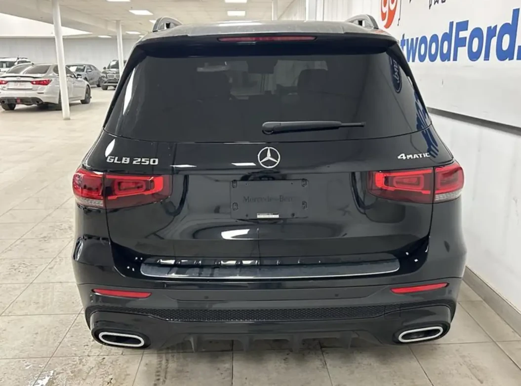 Mercedes-Benz GLB 250, снимка 14 - Автомобили и джипове - 54969433