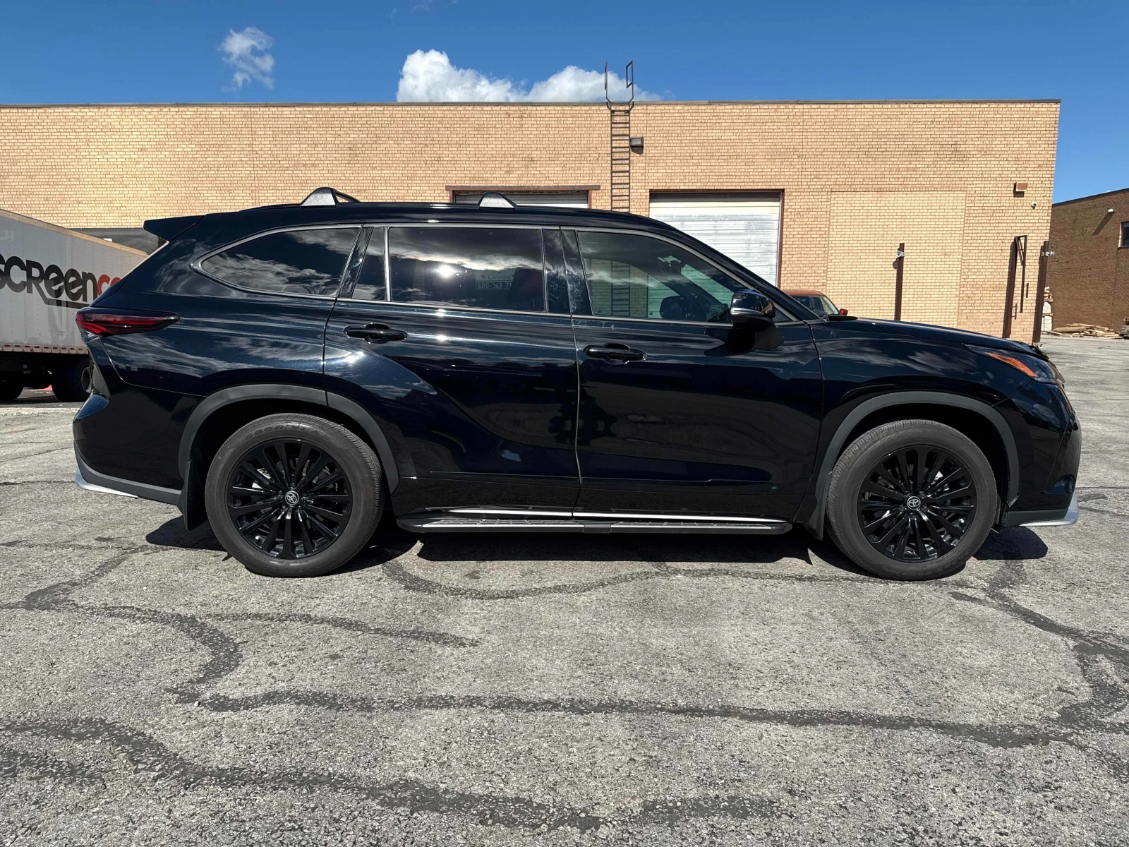 Toyota Highlander XSE AWD * 7 МЕСТЕН * ПАНОРАМА * КЕЙЛЕС * CRAFAX, снимка 4 - Автомобили и джипове - 54983196
