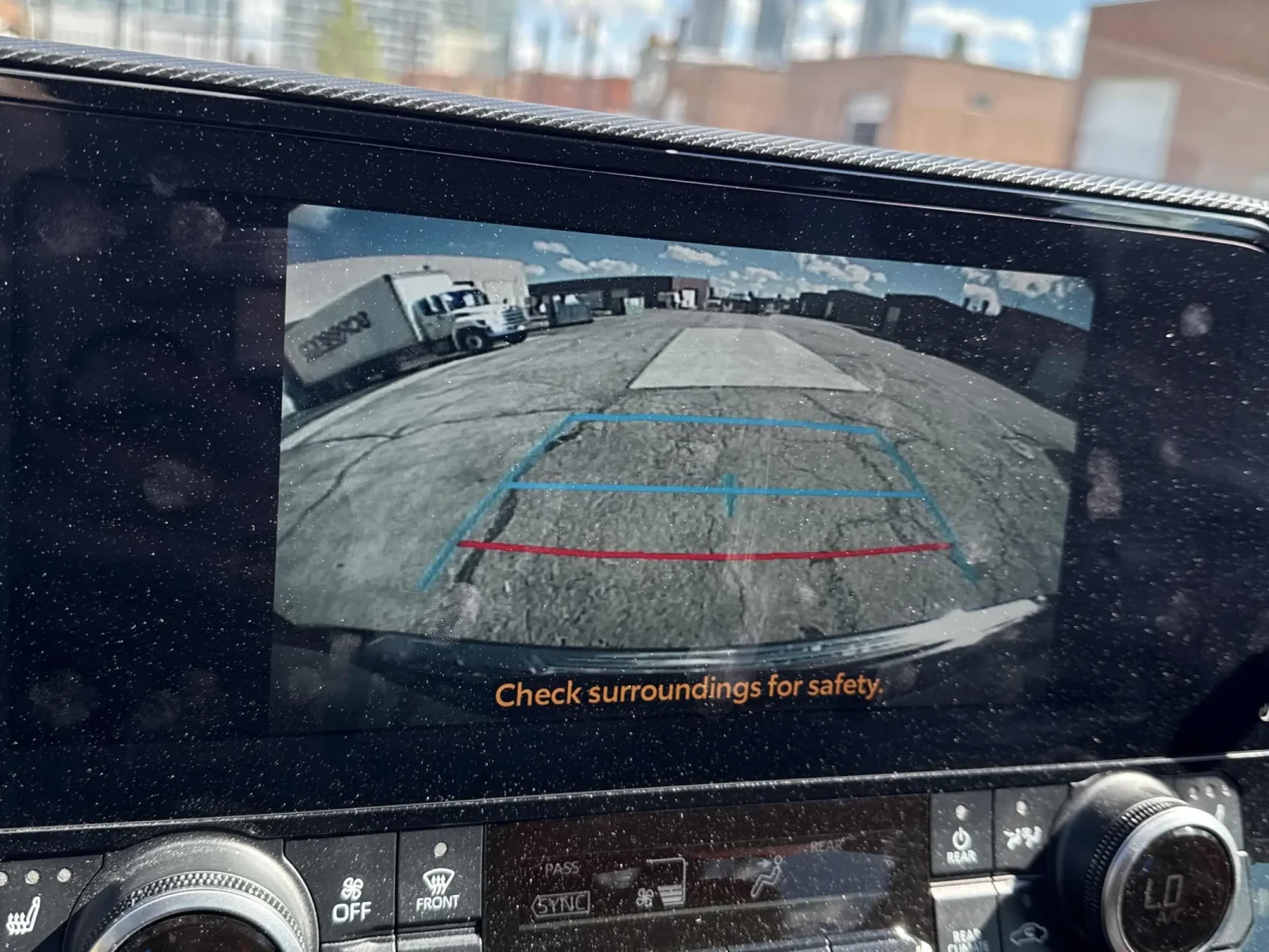 Toyota Highlander XSE AWD * 7 МЕСТЕН * ПАНОРАМА * КЕЙЛЕС * CRAFAX, снимка 11 - Автомобили и джипове - 54983196
