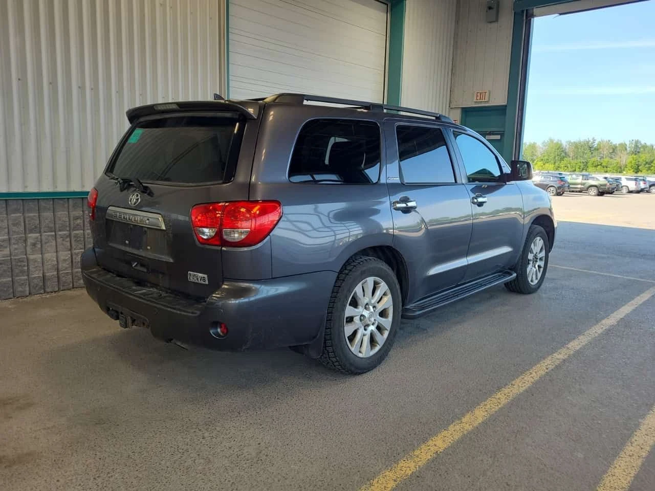 Toyota Sequoia  4WD 4dr Platinum 5.7L / ДИСТРОНИК , снимка 3 - Автомобили и джипове - 55584148