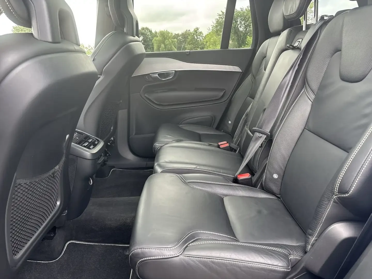 Volvo Xc90 T6* R-DESIGN* PLATINUM* ДИГИТАЛНО* ТАБЛО* , снимка 15 - Автомобили и джипове - 55597844