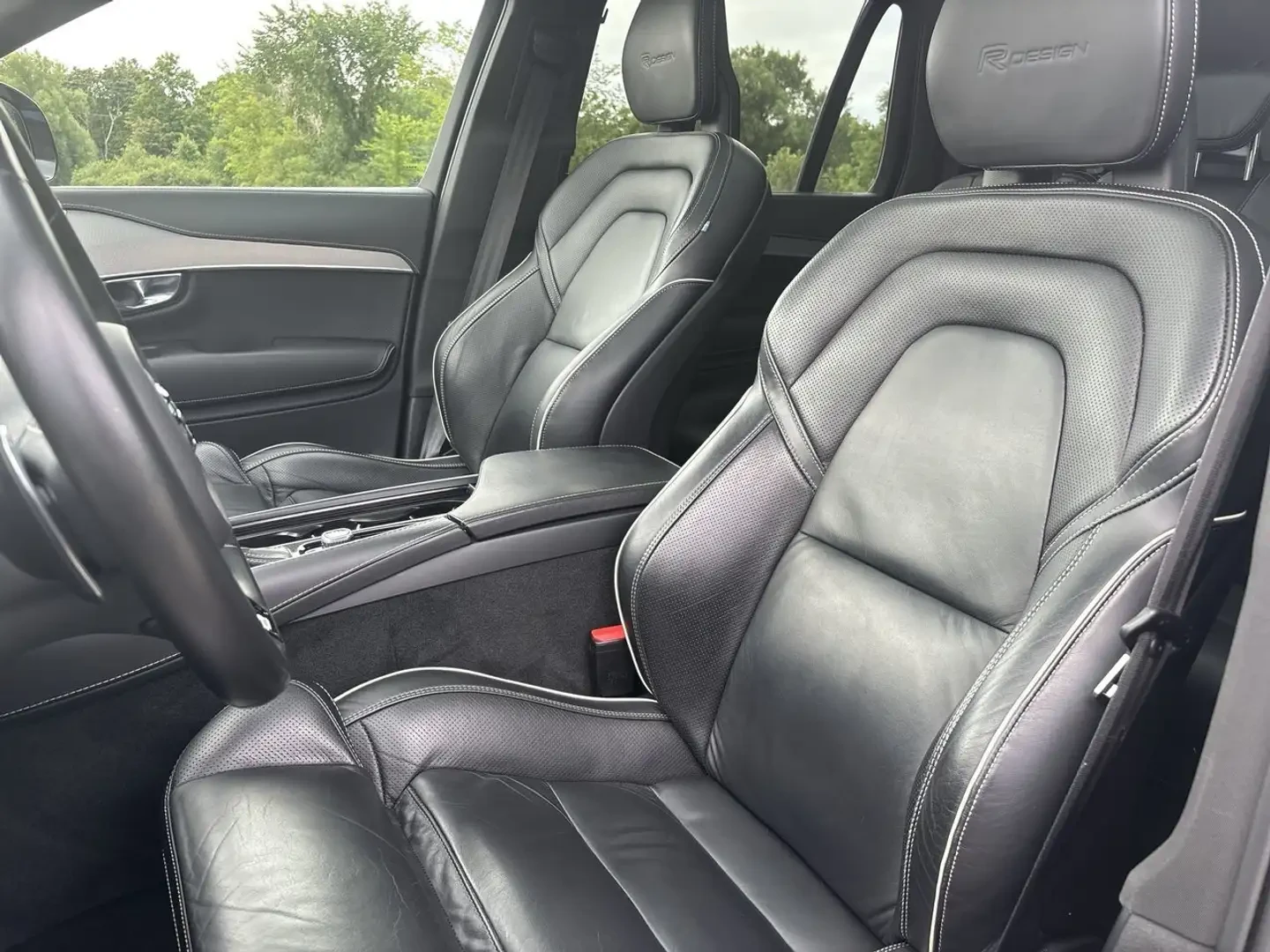 Volvo Xc90 T6* R-DESIGN* PLATINUM* ДИГИТАЛНО* ТАБЛО* , снимка 14 - Автомобили и джипове - 55597844