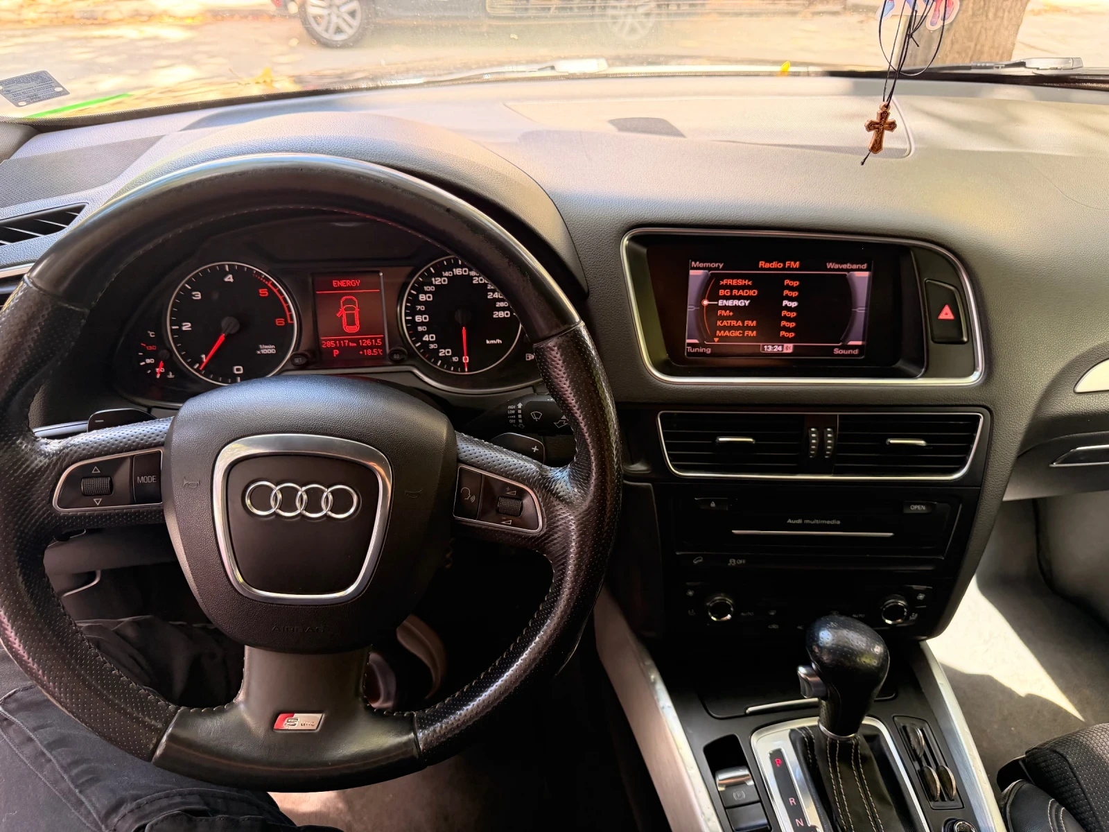 Audi Q5 S Line / F1 / QUATTRO / KeyLESS, снимка 4 - Автомобили и джипове - 56244058