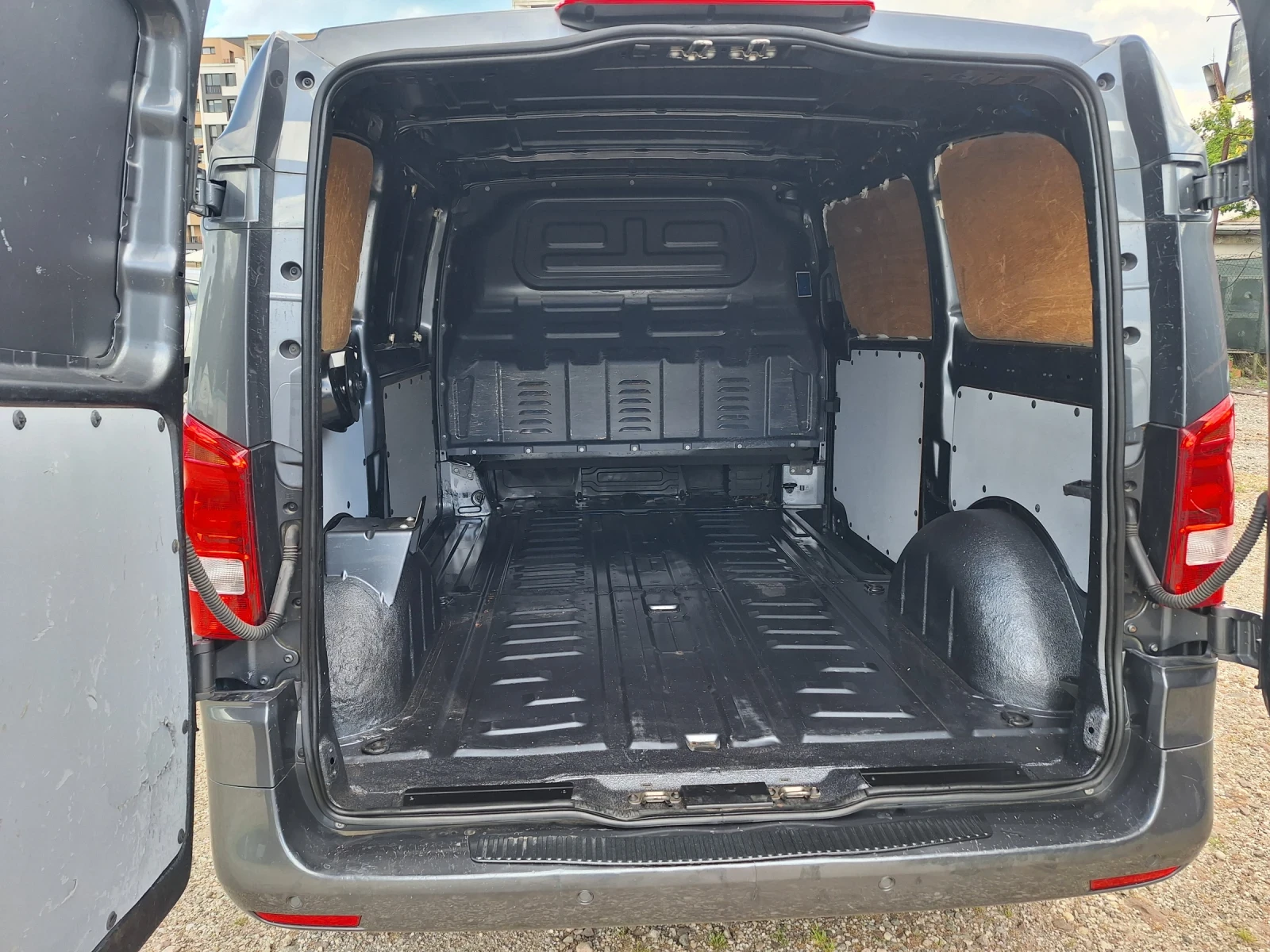 Mercedes-Benz Vito 2.2cdi 136 k.c., снимка 11 - Бусове и автобуси - 54678757