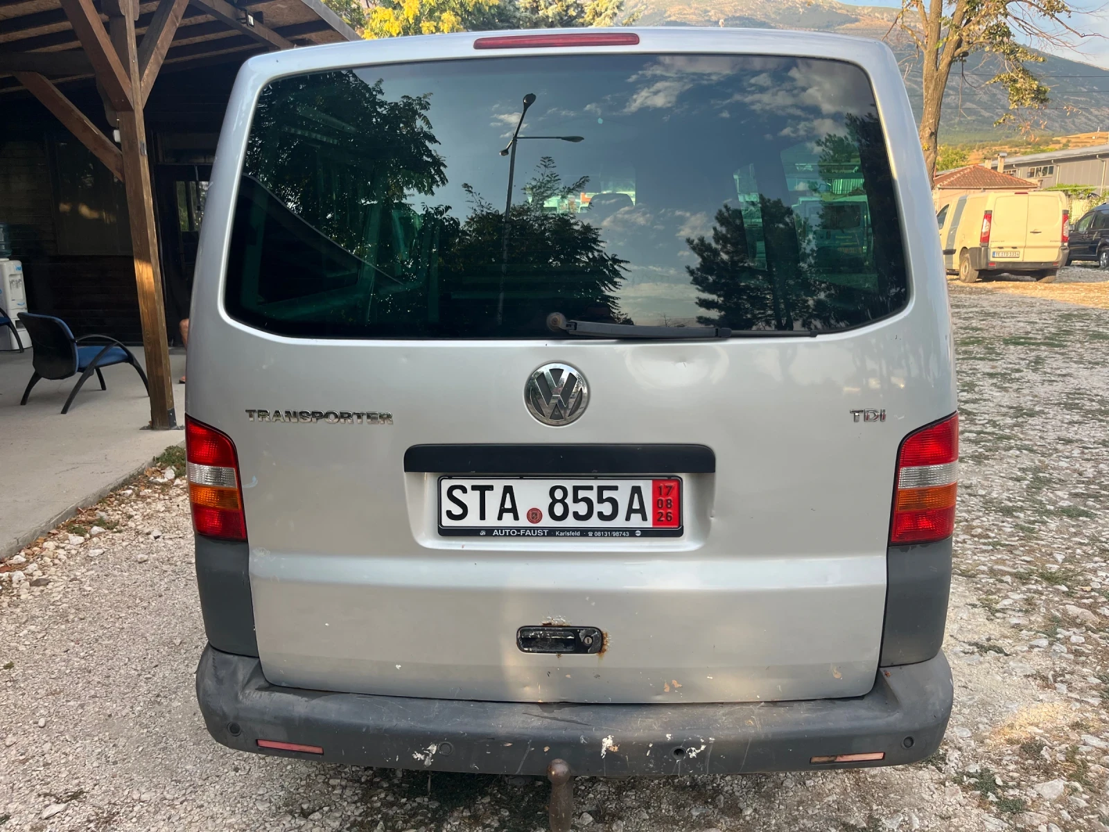 VW Transporter 2.5TDI, снимка 4 - Бусове и автобуси - 55974952