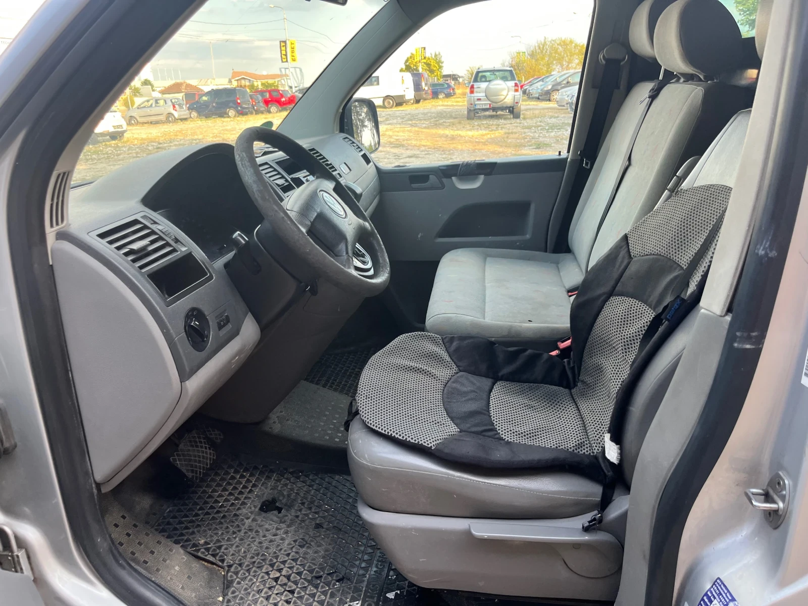 VW Transporter 2.5TDI, снимка 6 - Бусове и автобуси - 55974952
