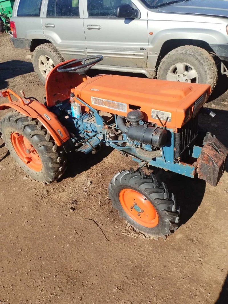 Трактор Kubota B 7000 4X4, снимка 2 - Селскостопанска техника - 52616971