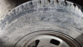 Гуми Зимни 225/75R15, снимка 3