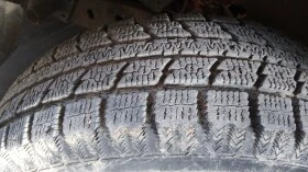 Гуми Зимни 225/75R15, снимка 2