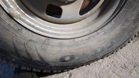 Гуми Зимни 225/75R15, снимка 4