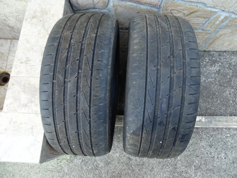 Гуми Летни 225/45R17, снимка 3 - Гуми и джанти - 37736497