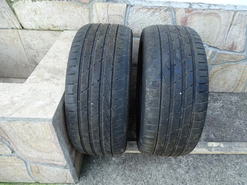 Гуми Летни 225/45R17, снимка 1 - Гуми и джанти - 37736497