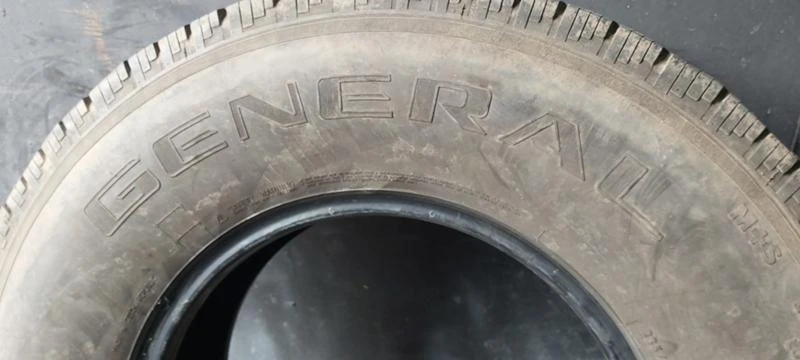 Гуми Всесезонни 235/85R16, снимка 7 - Гуми и джанти - 35607096