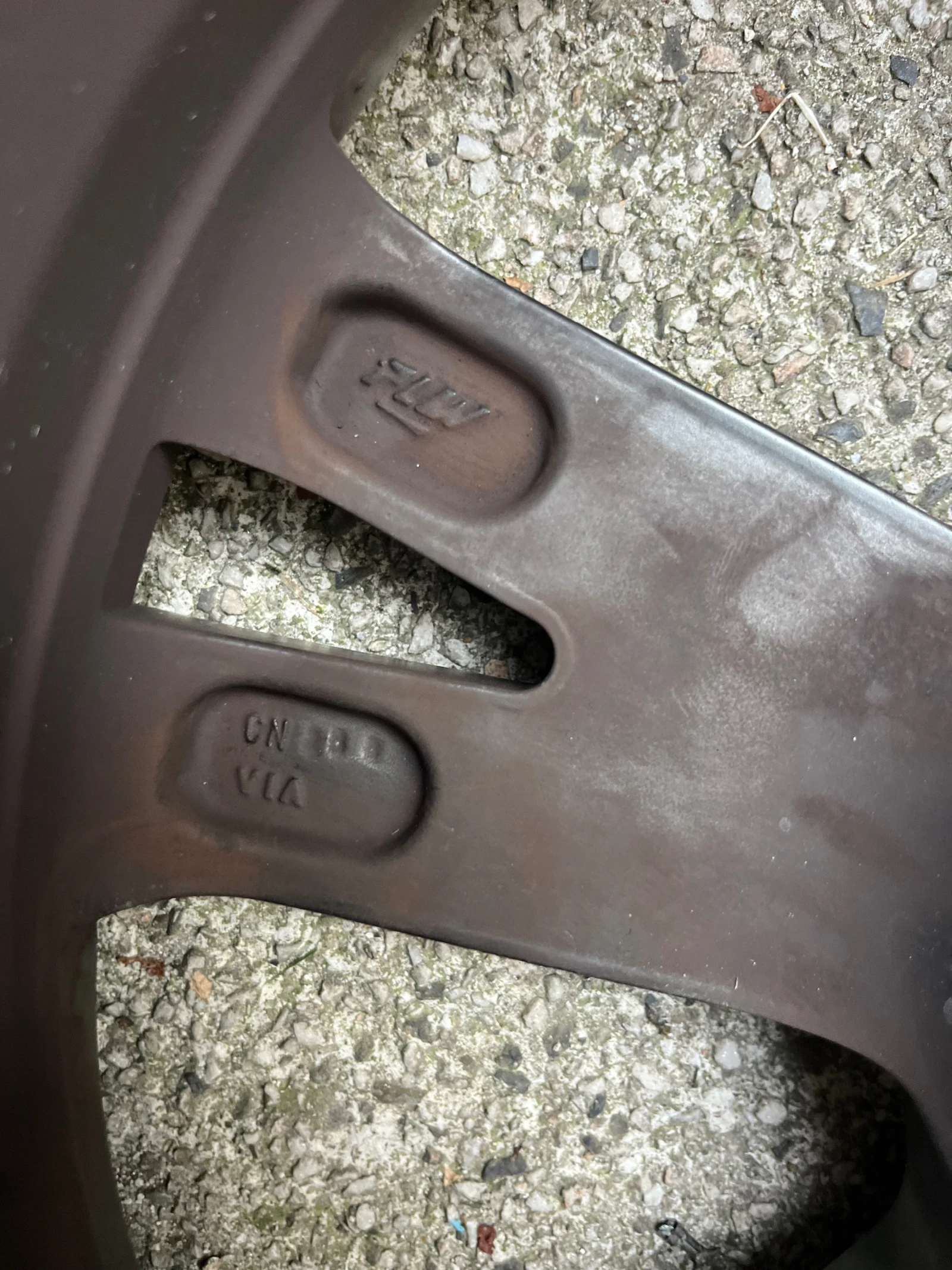    225/40R18 | Mobile.bg   10