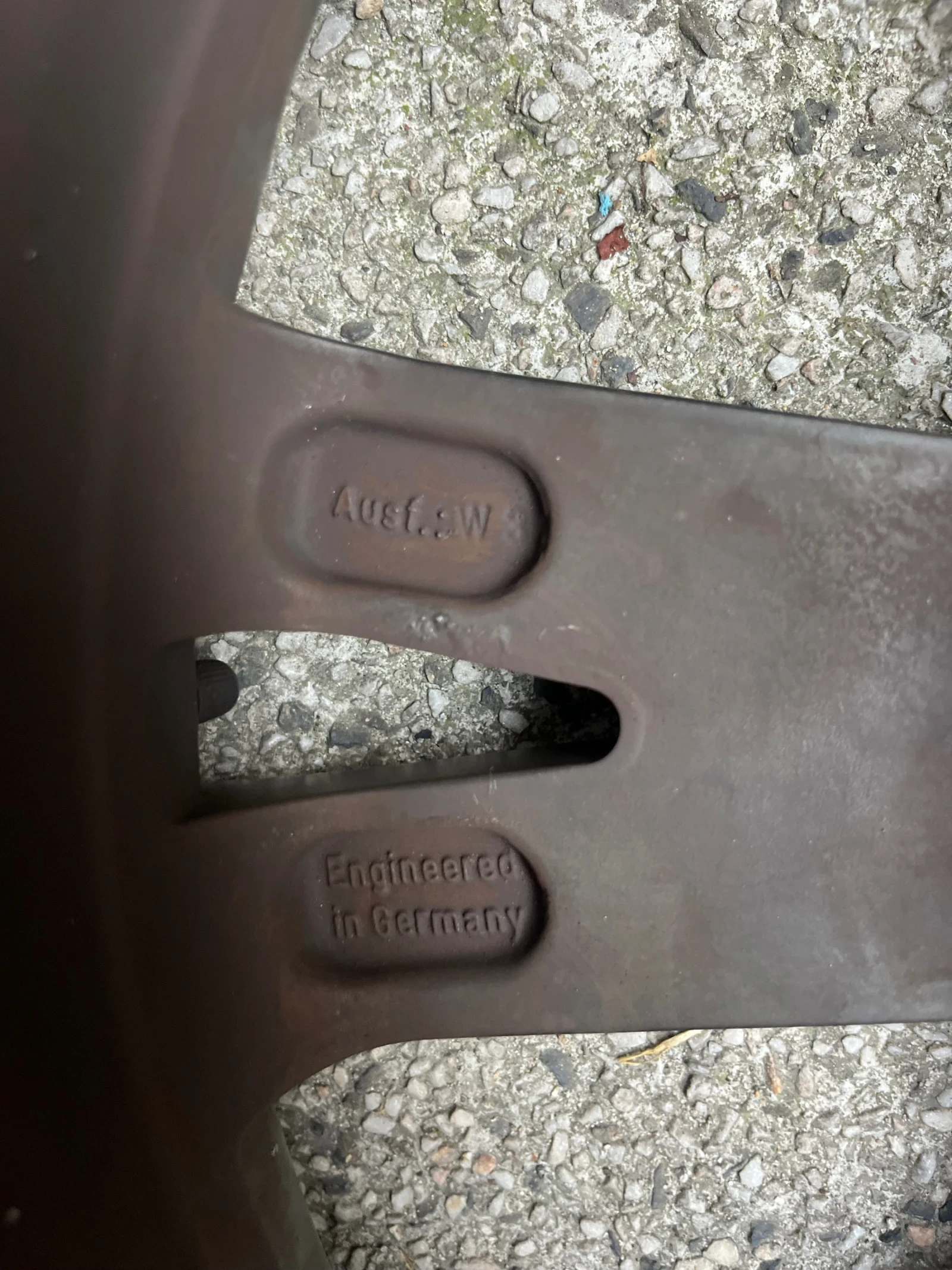    225/40R18 | Mobile.bg   13