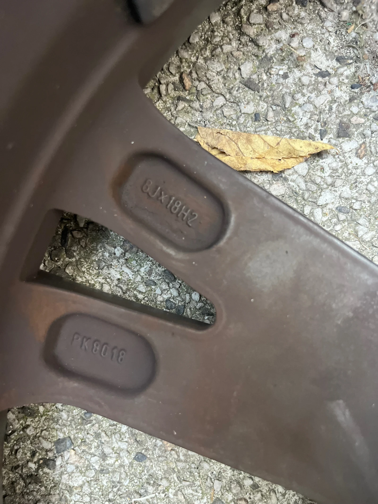    225/40R18 | Mobile.bg   11