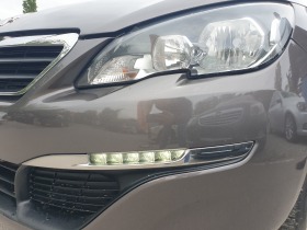Peugeot 308 1.2i* EURO-5* LED* NAVI* ХЕЧБЕК, снимка 16 - Автомобили и джипове - 45779352