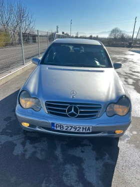 Mercedes-Benz C 180, снимка 1