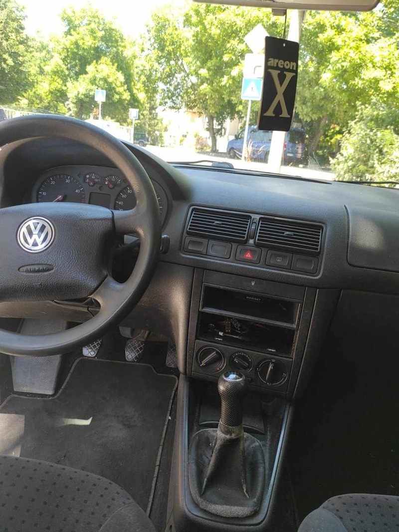 VW Golf 1.9, снимка 9 - Автомобили и джипове - 46414828