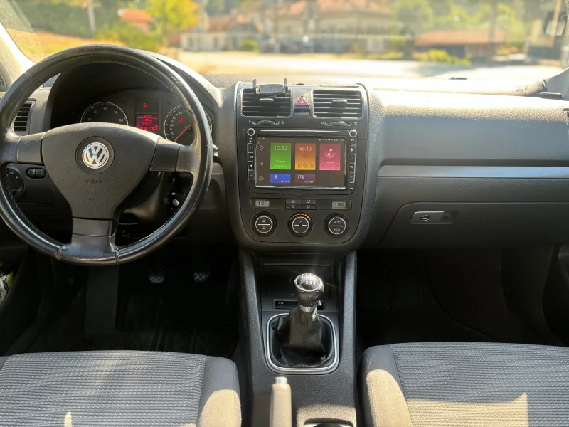 VW Jetta, снимка 7 - Автомобили и джипове - 47017626