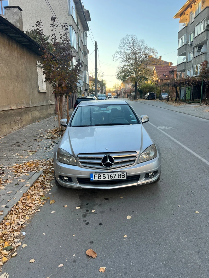 Mercedes-Benz C 220, снимка 4 - Автомобили и джипове - 47893395