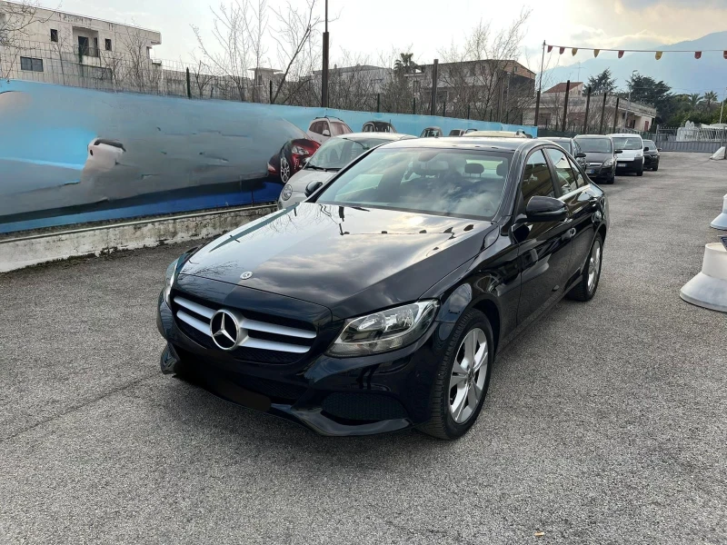 Mercedes-Benz C 220, снимка 2 - Автомобили и джипове - 47899834