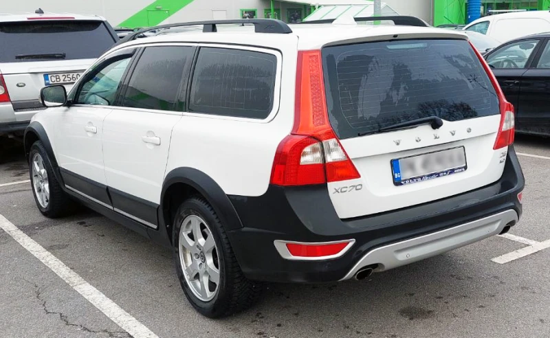 Volvo Xc70 D5, снимка 4 - Автомобили и джипове - 48271331